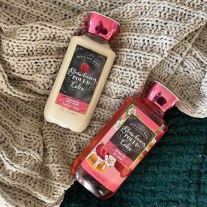 strawberry pound cake bath and body works lotion & shower gel
